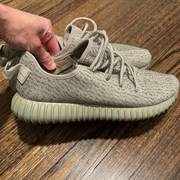 Adidas Yeezy boost 350 size 11.5 grey moon rock main image 2